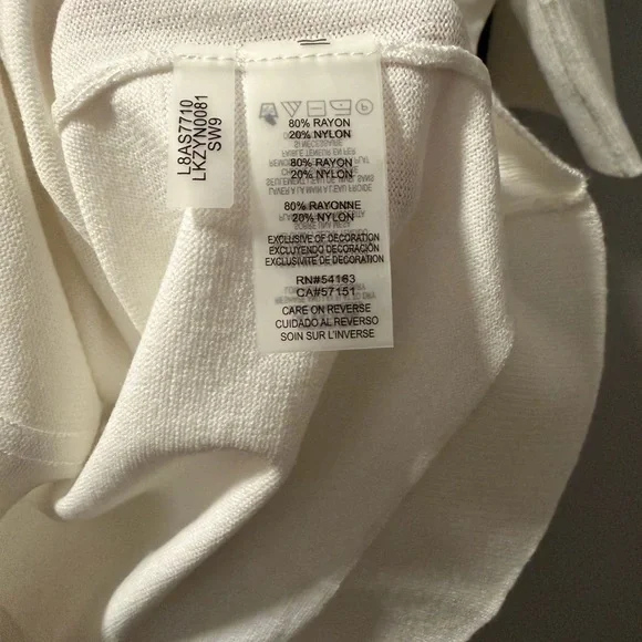 NWOT Karl Lagerfeld White Short Sleeve Top with Pearl Neckline, Sz S - Picture 5 of 7